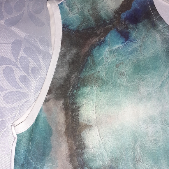 Ricki's Blouse (sleeveless) - Picture 5 of 7